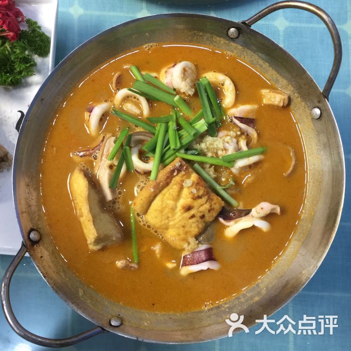 金家港海鲜大排档(中山路店)古早味沙茶锅图片 - 第1张