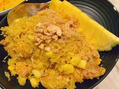 菠萝海鲜炒饭-星洲小聚·东南亚菜(中航城君尚店)