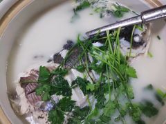 -天乐农家鱼头王(天目湖店)