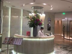 -香港百合居(LCM置汇旭辉广场店)