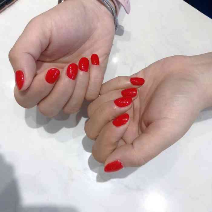 侯静美甲美睫(崇宁路店)-"很荣幸抽中了这家店的霸王餐.先说地址吧,.