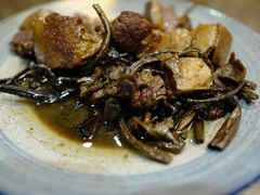 土罐煨花肉-芙蓉凰花园酒楼
