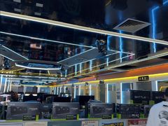 -嘻娱电竞·龙嘉兴(创业花园店)