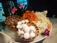 -澳美徕·港式花胶鸡火锅(高新万达店)