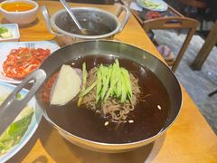 -唯成•韩国炭火烤肉 유성고기