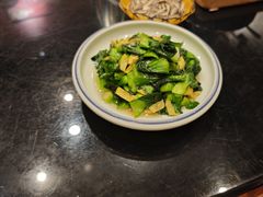 -川流不息·地道川菜·小龙虾(新松江路店)