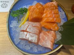 -枝魯枝魯自助料理