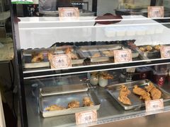 面包甜点陈列柜-赵元章肉骨烧(山塘街店)