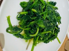 -渝信川菜 · 川味家常菜(财富购物中心店)