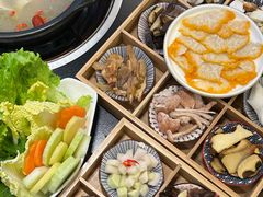 -野菌皇海景野生菌火锅(滨海大道店)