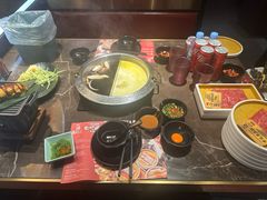 -一绪に和牛寿喜烧(罗湖益田假日店)