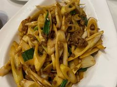 -老唐三下锅 ·张家界地标美食(溪布街店)