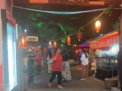 -旺角小渔村·海肠捞饭开创者(环山路店)