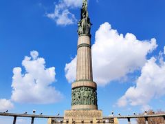 -人民防洪胜利纪念塔