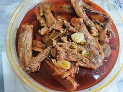 -张大师鸭爪爪特色干锅(南湖店)