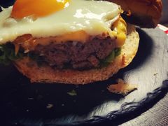 -HIGH FIVE哈福手工汉堡(桂林路店)