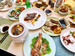 -舜耕山庄四时万和自助餐厅