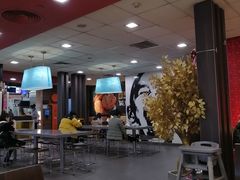 大堂-麦当劳(龙之梦购物中心店)