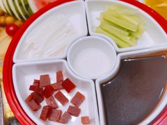 片皮鸭-海逸餐厅·象山海鲜