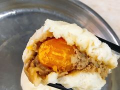 咸蛋黄超人包-老陶包子铺(南大西南村店)