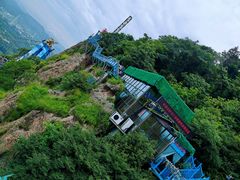 -马仁奇峰