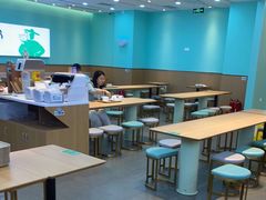 用餐区-老乡鸡(西岸凤巢店)