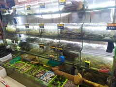 -覃记海鲜美食餐厅