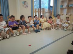 -好奇星国际托育(金地自在城校区)