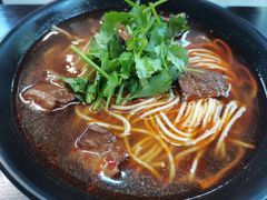 -丽影重庆小面(定西路店)