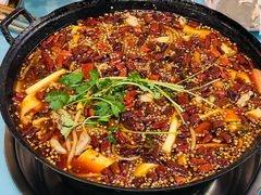 -鸿顺老铁锅美蛙鱼府(解放碑店)