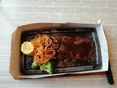 -必胜客(证大大拇指店)