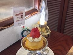 -Café Monson