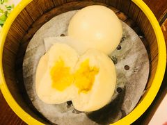 蛋黄流沙包-火齐潮汕砂锅粥(五道口店)