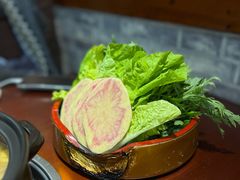 -菌之家·专业纯野生菌火锅·特色炒菌