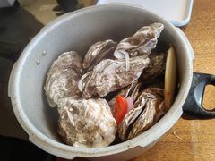 高压锅蒸乳山生蚝-乔街深夜食堂·小龙虾·高压锅生蚝(杭州总店)