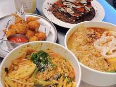 -W COLLECTIVE  DESSERT SHOP