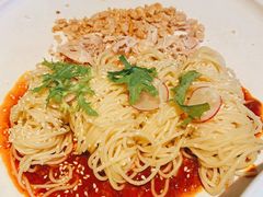 鸡丝拌面-桂满陇天书(南京德基旗舰店)
