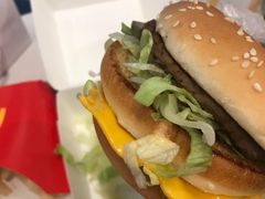 巨无霸汉堡-麦当劳(宜安广场店)