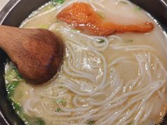 -妈妈故事米线(市府恒隆店)