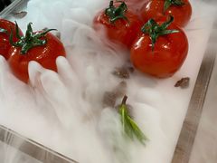 番茄脆菇沙拉-小大董·烤鸭(王府井apm店)