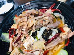-陈老斯呼尔嗨吃烧烤(科巷店)