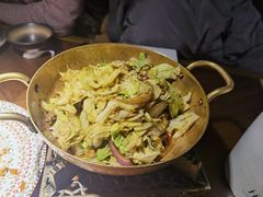 干锅手撕包菜-楼兰新疆主题餐厅(苏州中心店)