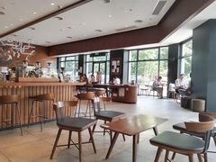 -星巴克(深圳龙华和平里店)