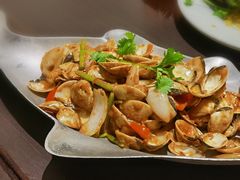 紫苏炒白贝-大头虾越式风味餐厅(光明广场店)