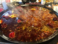 -铜元老码头鳝鱼火锅