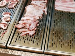 -山焱·炭火自助烤肉(周浦万达店)
