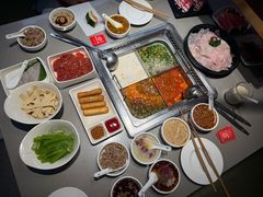 -海底捞火锅(杭州滨江九宜城店)