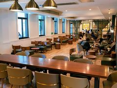 大堂-星巴克臻选(广州沙面店)