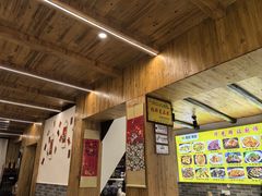 -华光驿站私房菜·黑金冠