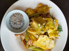 -大头虾越式风味餐厅(光明广场店)